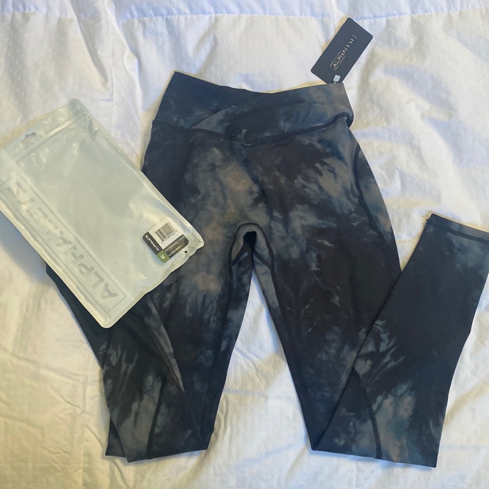 Alphalete Surface Power Leggings